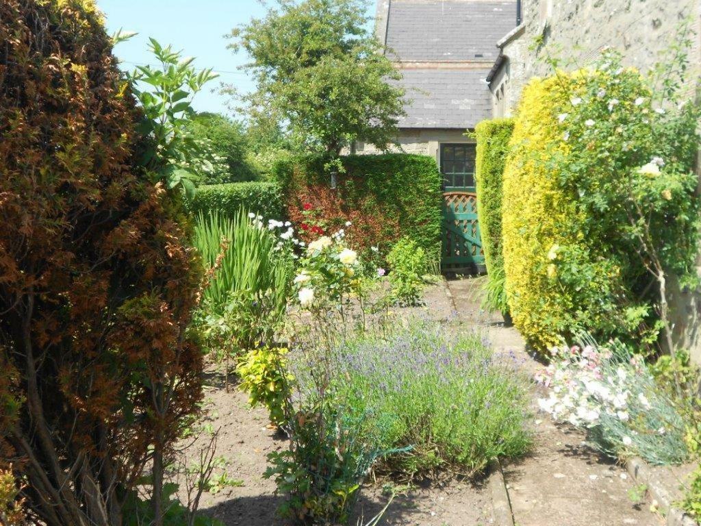 The Old School House Mordington Bed & Breakfast Bagian luar foto